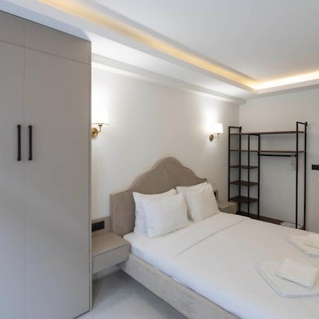 Arach Hotel Harbiye Istanboel Buitenkant foto
