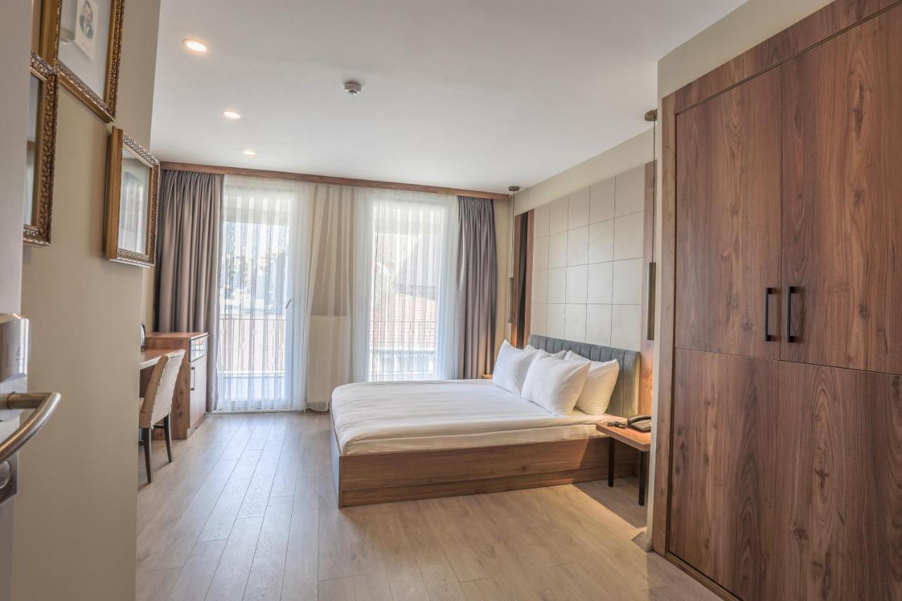 Arach Hotel Harbiye Istanboel Buitenkant foto