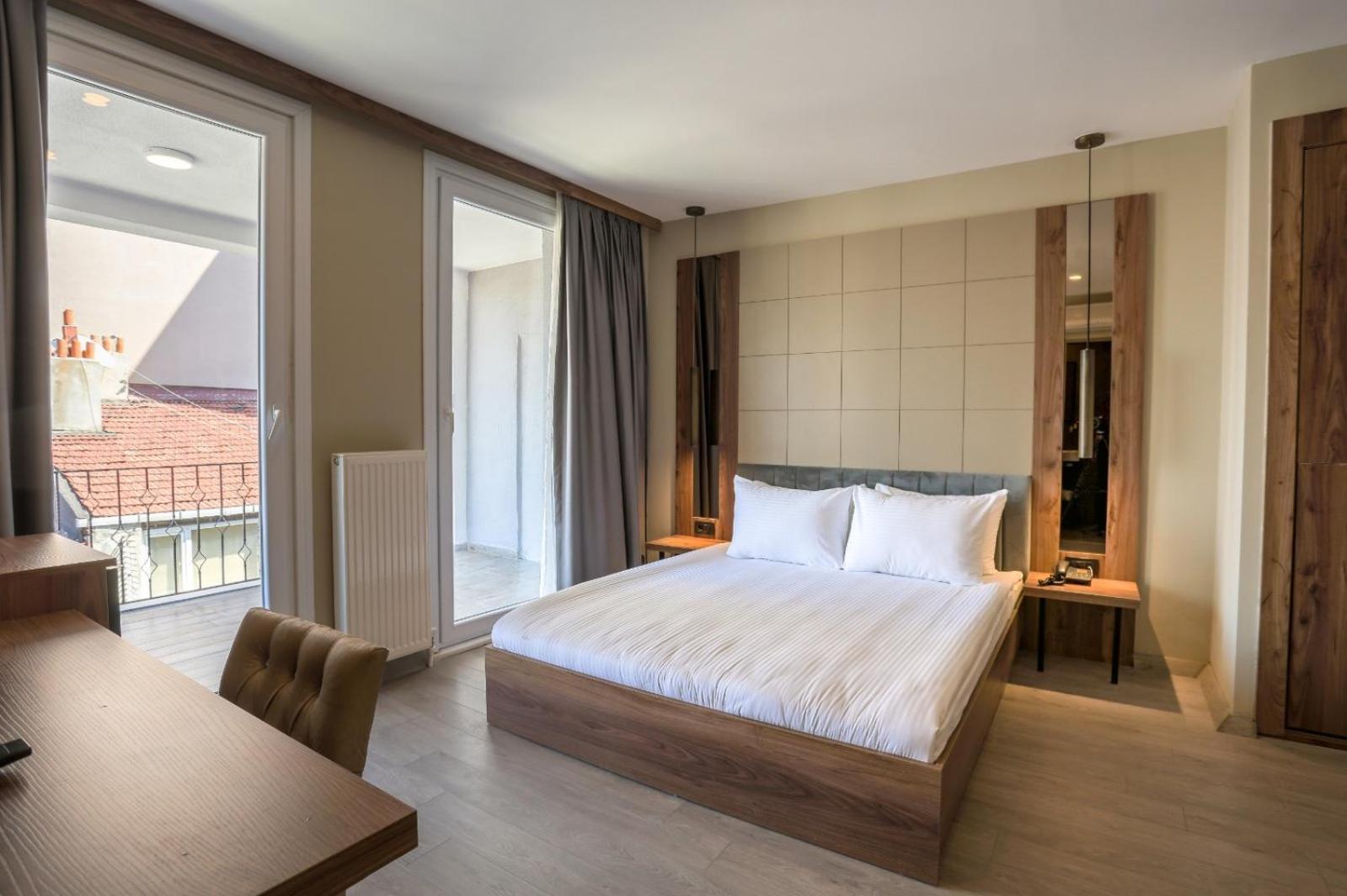 Arach Hotel Harbiye Istanboel Buitenkant foto