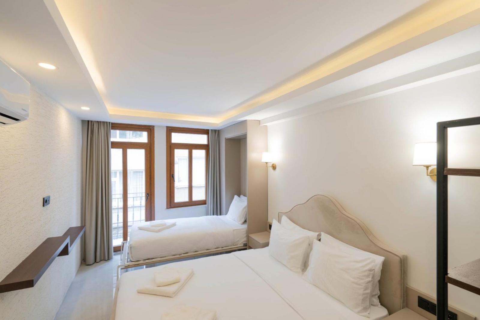 Arach Hotel Harbiye Istanboel Buitenkant foto